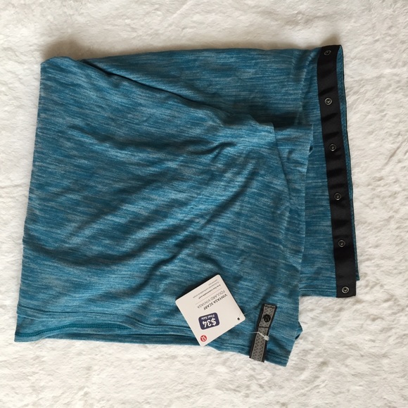 lululemon athletica Accessories - NWT lululemon teal Vinyasa Scarf
